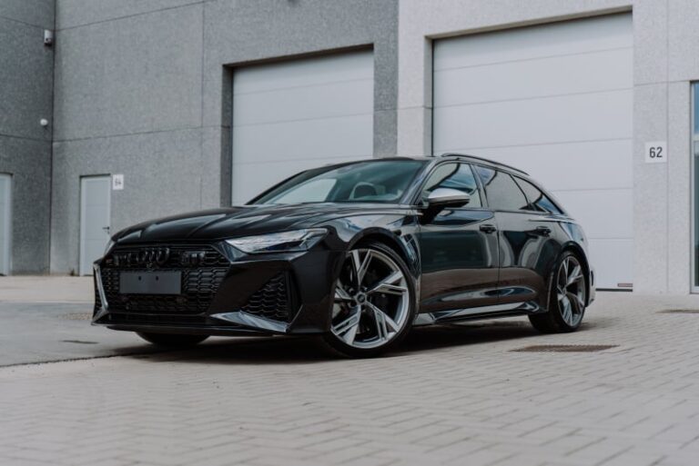 Audi RS6 – klasyka gatunku: wyposażenie, silniki, dane techniczne