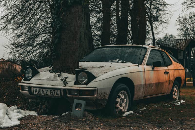 Porsche 944: Klasyczny sportowy samochód, który przetrwał próbę czasu